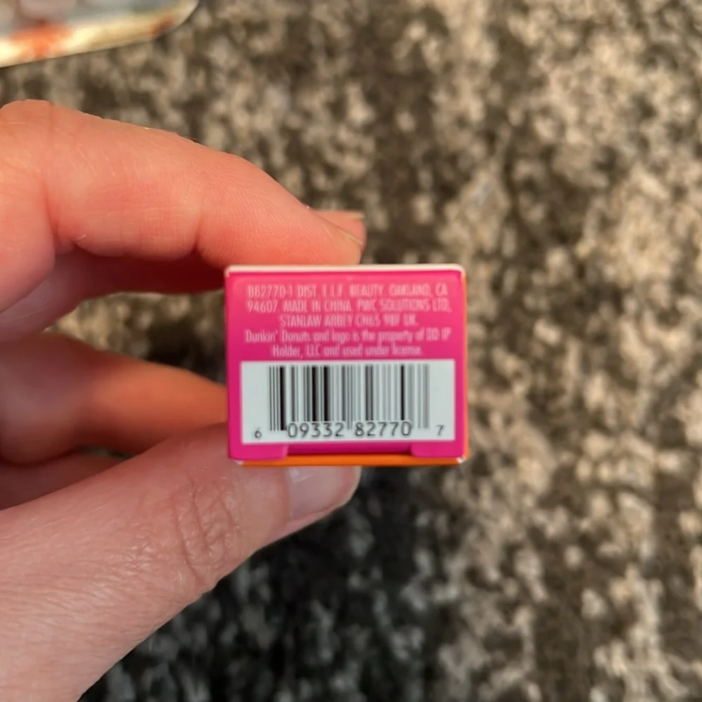 E.L.F X DNKN’ Dunkin Donuts coffee lip scrub, NIB!